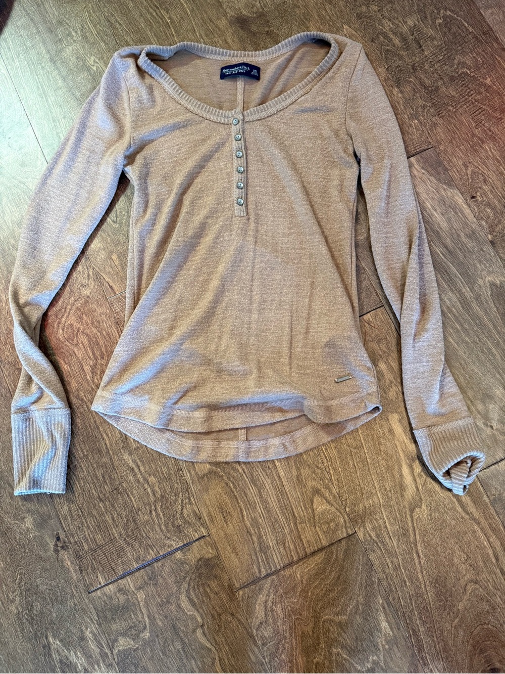 Abercrombie & Fitch Women's Long Sleeve Scoop Neck Henley - Light Taupe